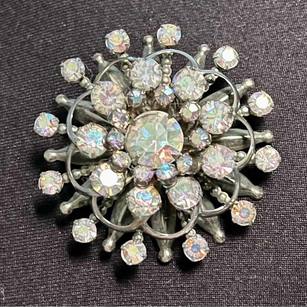 Vintage Silver Tone Aurora Borealis Crystal Brooch Pin Iridescent Swedge 2" D